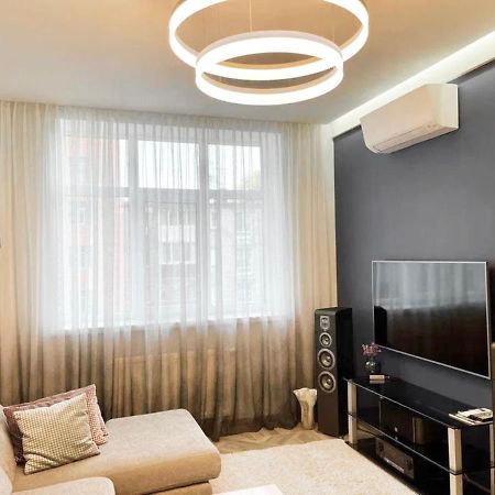 Most City Area 2-Bedroom Lux, Ekaterinoslav Square Dnipro Eksteriør bilde